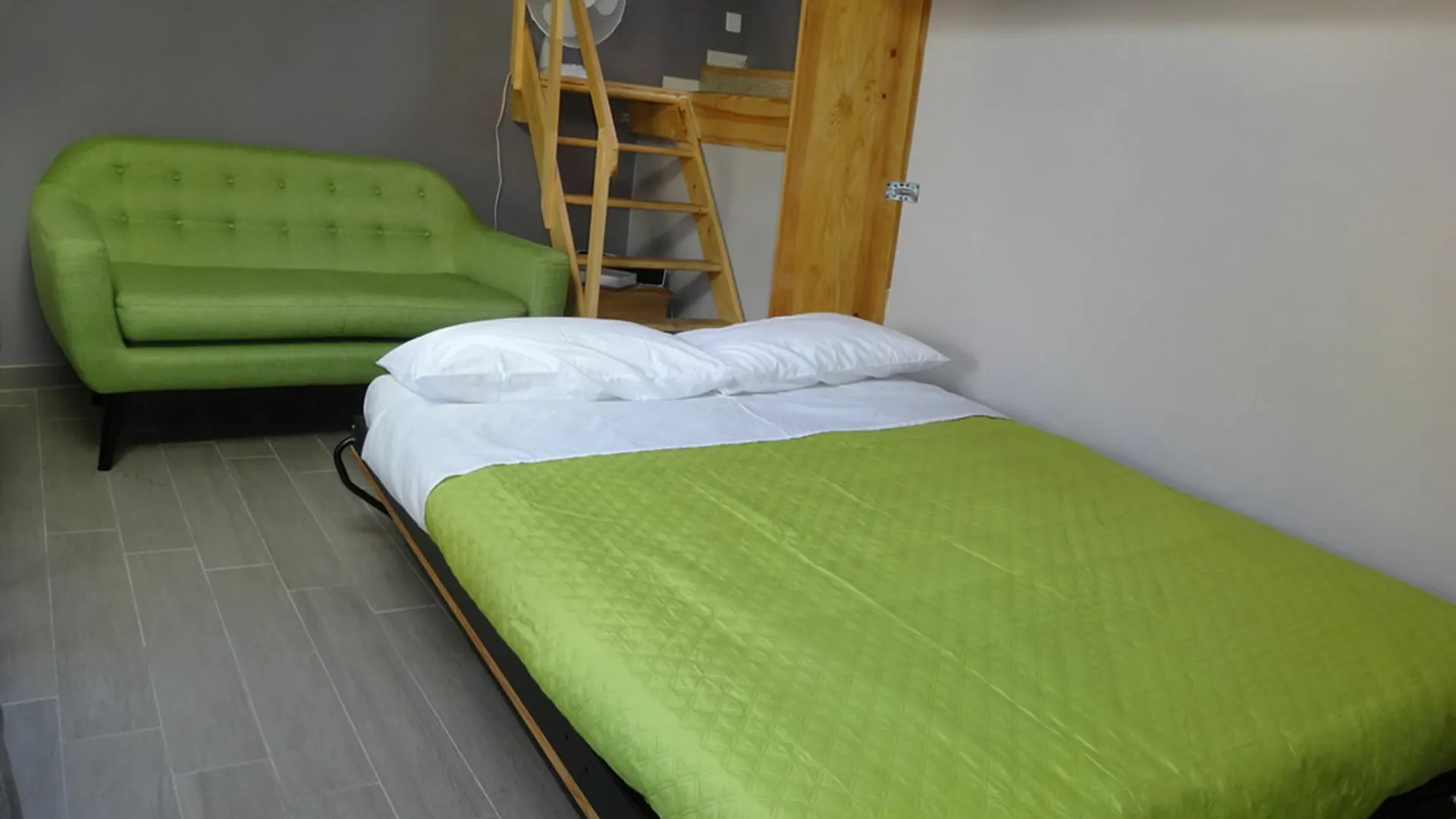 Apartment Studio De Le Port Cannes