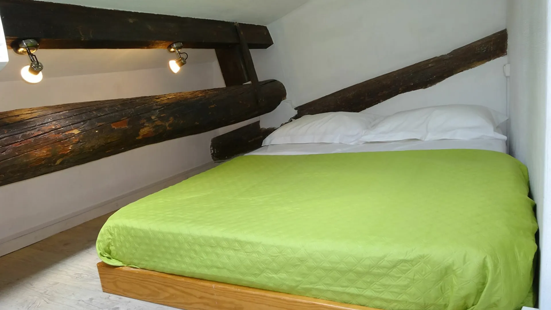 Studio De Le Port Cannes Apartment